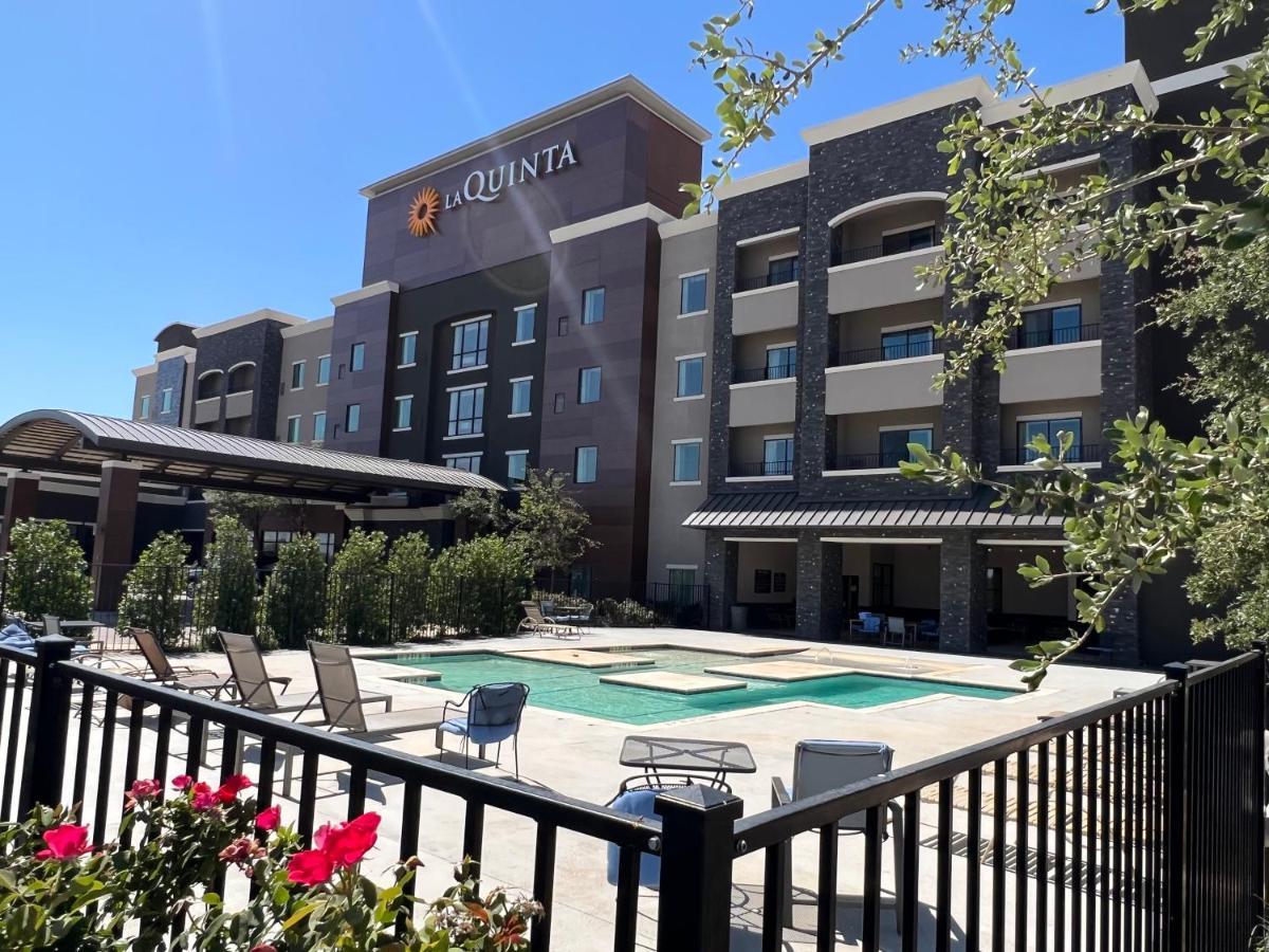 La Quinta Inn & Suites By Wyndham Lubbock Southwest エクステリア 写真