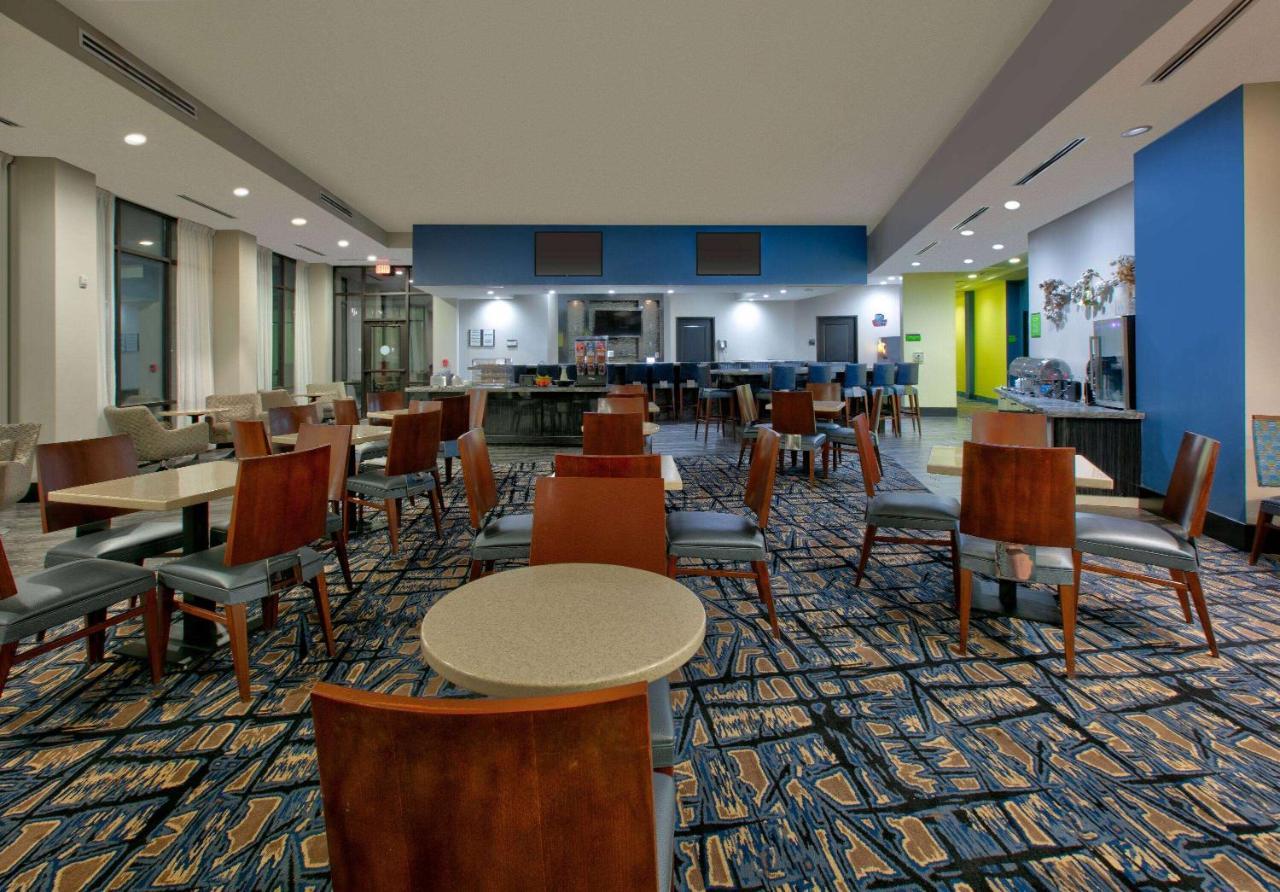 La Quinta Inn & Suites By Wyndham Lubbock Southwest エクステリア 写真