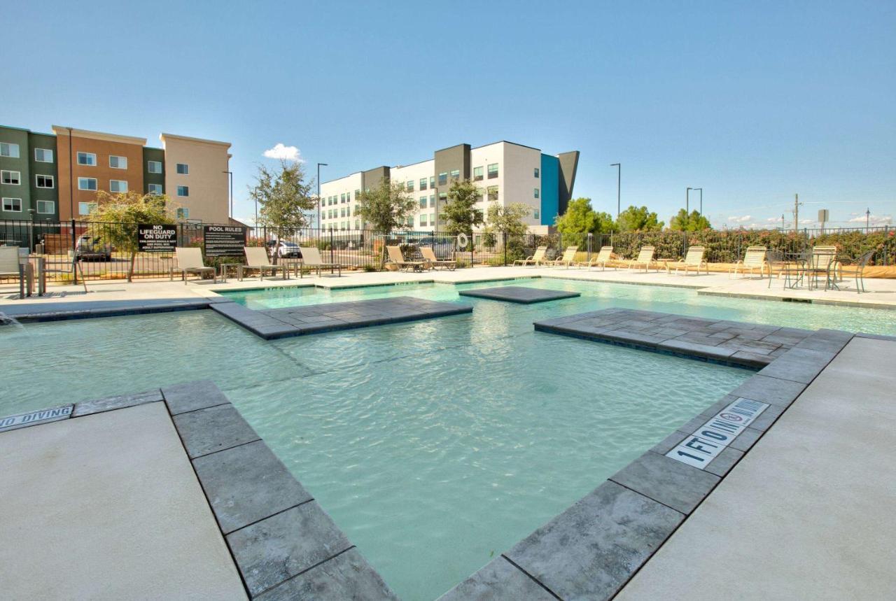 La Quinta Inn & Suites By Wyndham Lubbock Southwest エクステリア 写真