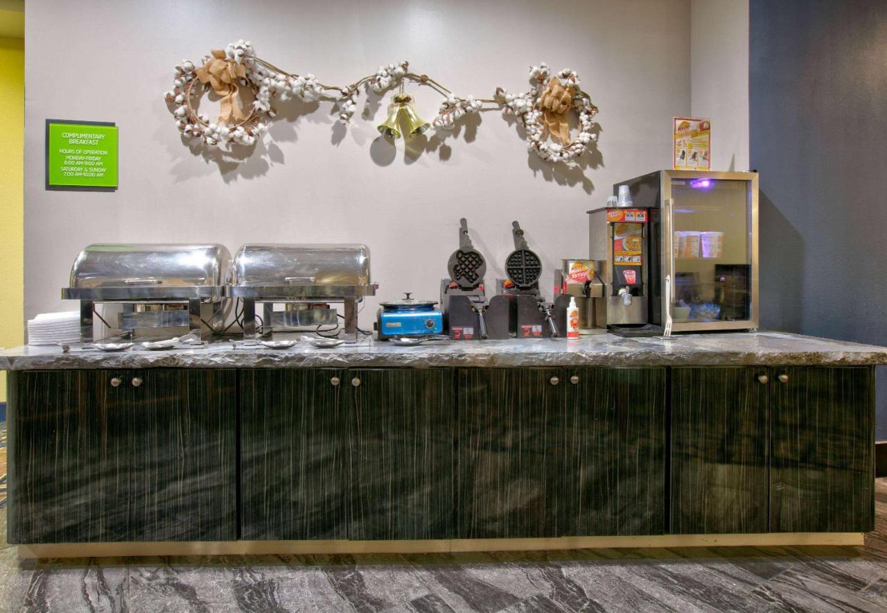 La Quinta Inn & Suites By Wyndham Lubbock Southwest エクステリア 写真