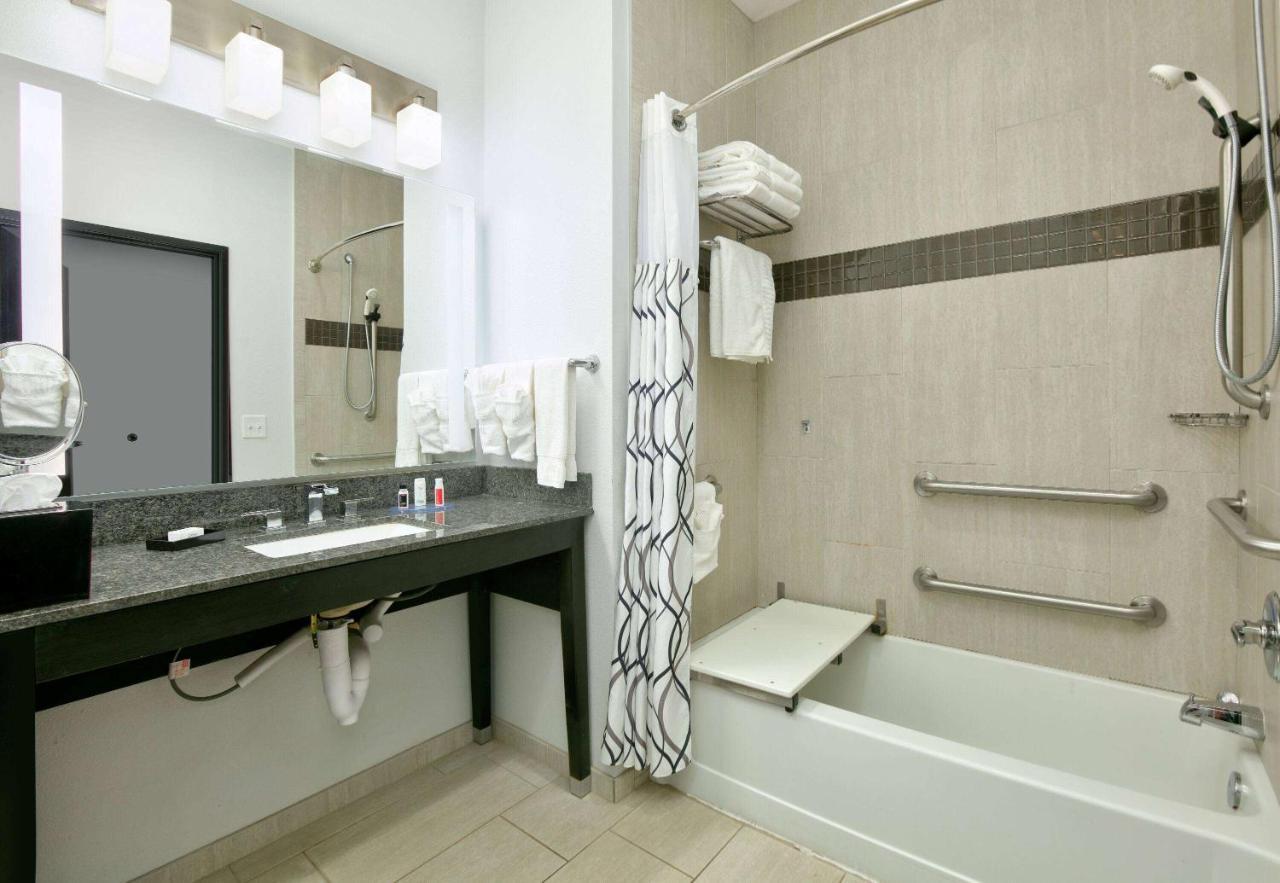 La Quinta Inn & Suites By Wyndham Lubbock Southwest エクステリア 写真