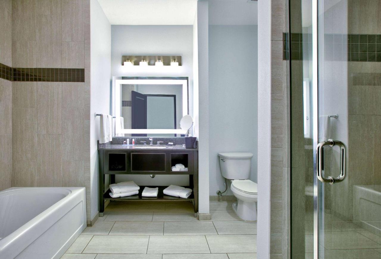 La Quinta Inn & Suites By Wyndham Lubbock Southwest エクステリア 写真