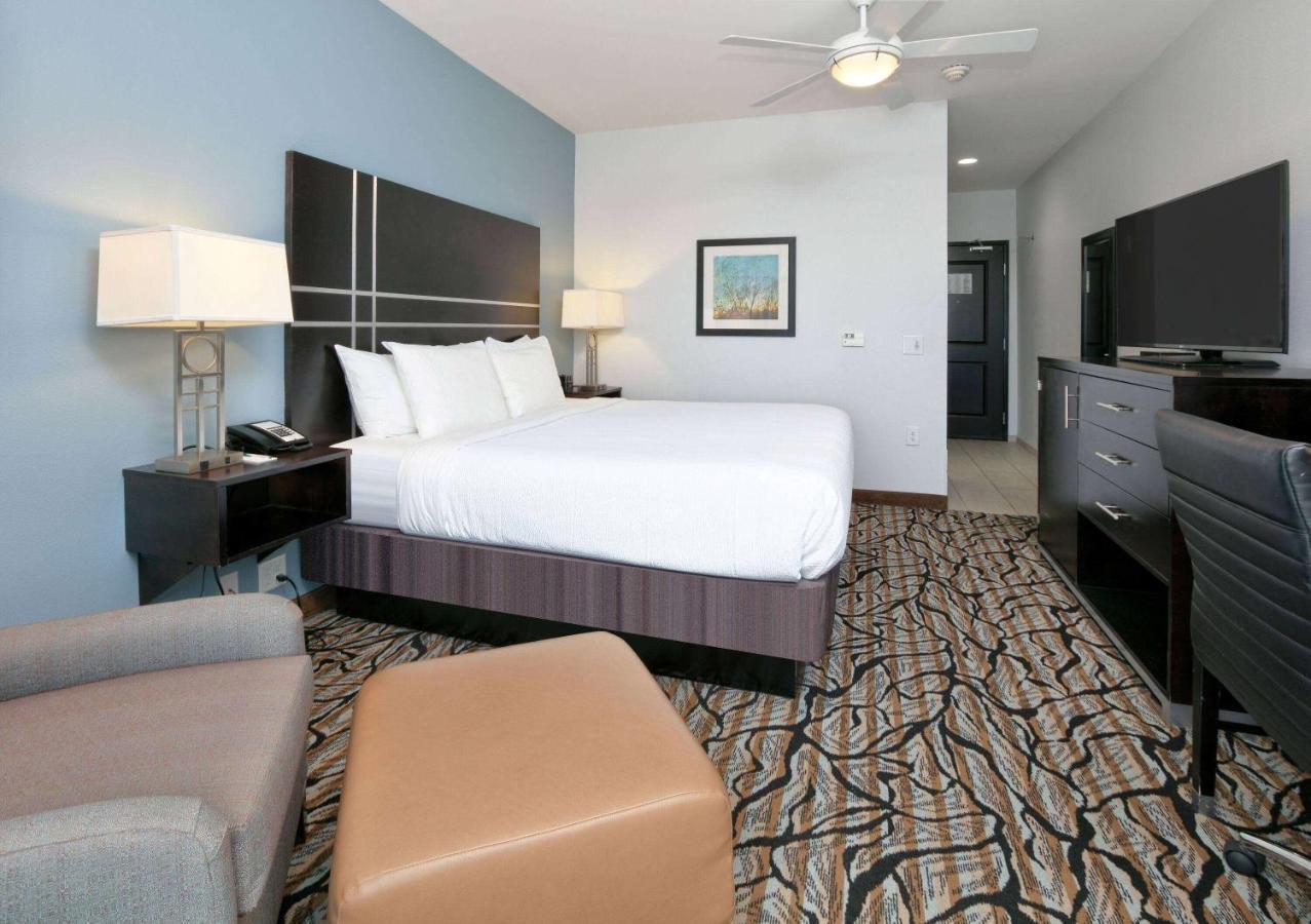 La Quinta Inn & Suites By Wyndham Lubbock Southwest エクステリア 写真
