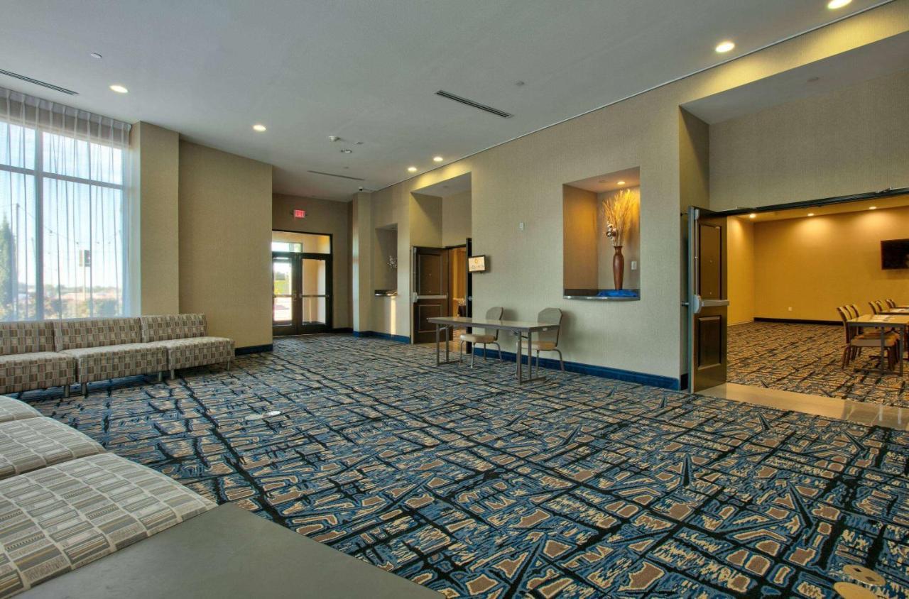 La Quinta Inn & Suites By Wyndham Lubbock Southwest エクステリア 写真