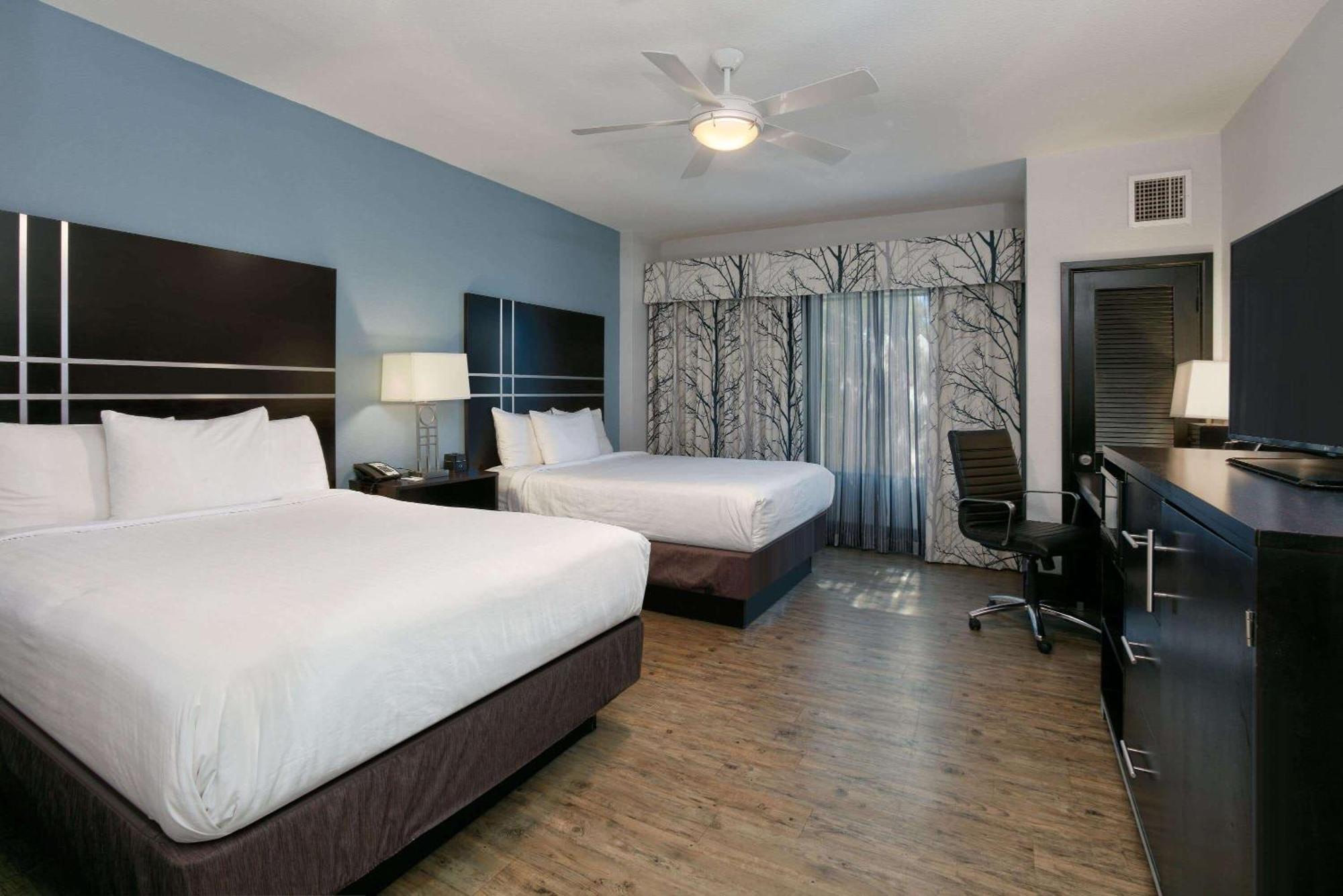 La Quinta Inn & Suites By Wyndham Lubbock Southwest エクステリア 写真